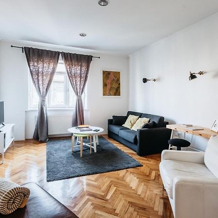 Bond Apartment Zagreb Extérieur photo