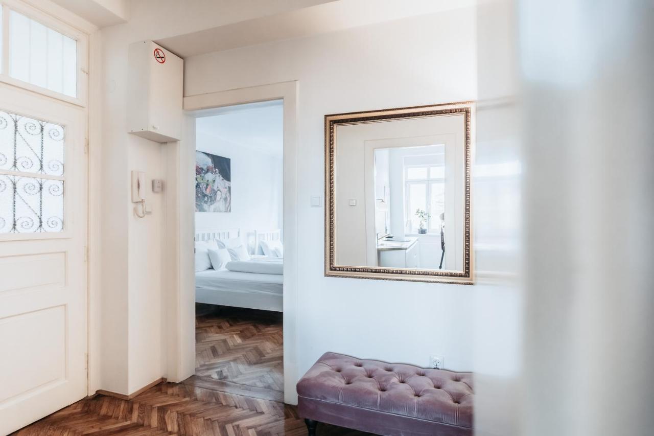 Bond Apartment Zagreb Extérieur photo